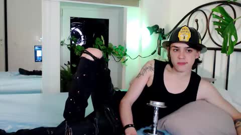 Snapshot of eddiesecret chatting on 3, 3, 2026 Eddie online show from 3, 3, 2026