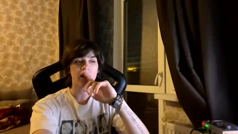 Snapshot of eddiesecret chatting on 9, 3, 2026 Eddie online show from 9, 3, 2026