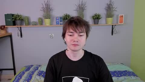 Snapshot of edgar_ray chatting on 16, 4, 2026 Edgar online show from 16, 4, 2026