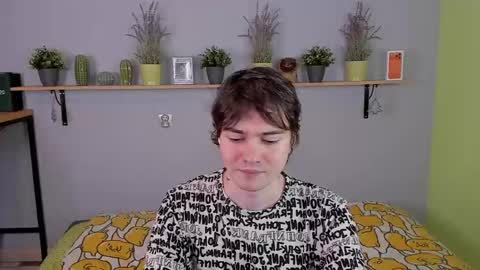 Snapshot of edgar_ray chatting on 19, 5, 2026 Edgar online show from 19, 5, 2026