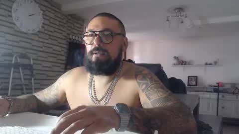 Snapshot of edgarram83 chatting on 10, 11, 2025 edgarram83 online show from 10, 11, 2025