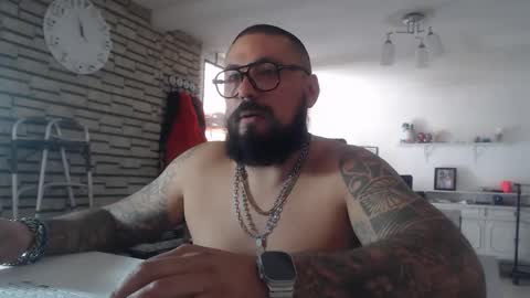 Snapshot of edgarram83 chatting on 14, 11, 2025 edgarram83 online show from 14, 11, 2025