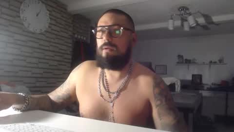 Snapshot of edgarram83 chatting on 17, 11, 2025 edgarram83 online show from 17, 11, 2025