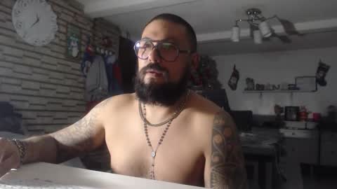 Snapshot of edgarram83 chatting on 18, 12, 2025 edgarram83 online show from 18, 12, 2025