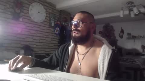 Snapshot of edgarram83 chatting on 22, 12, 2025 edgarram83 online show from 22, 12, 2025