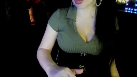 Snapshot of edgequeen69 chatting on 15, 10, 2025 EdgeQueen69 online show from 15, 10, 2025