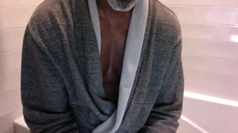 Snapshot of edgingdaddy chatting on 8, 5, 2026 Dad online show from 8, 5, 2026