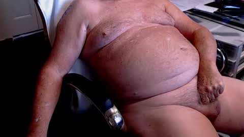 Snapshot of edginginedmonton chatting on 11, 11, 2025 edginginedmonton online show from 11, 11, 2025