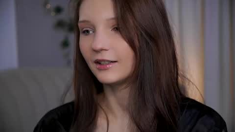 Lisa  online show from 26, 4, 2026