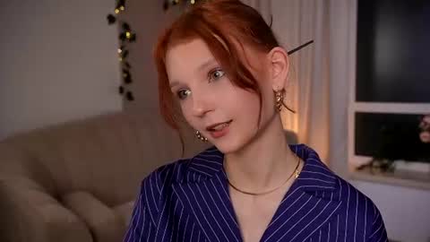 Lisa  online show from 30, 6, 2026