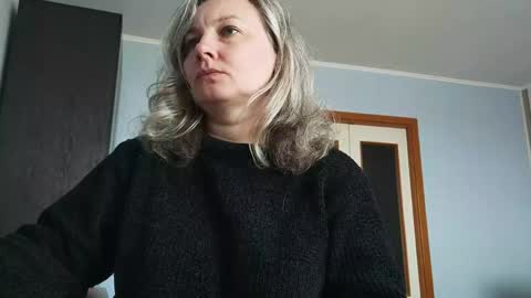 edithmanning online show from 27, 4, 2026