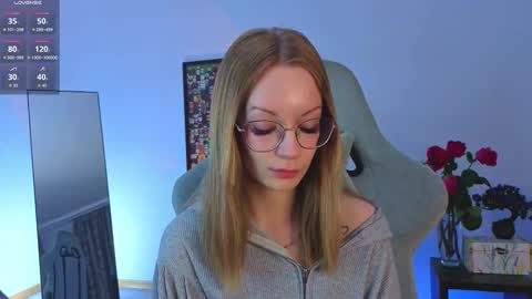 Snapshot of edlin_gail chatting on 17, 11, 2025 Edlin Gali online show from 17, 11, 2025