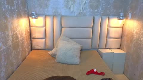 EdnaJarath online show from 12, 2, 2025