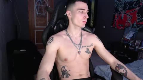 Snapshot of eduard_loveee chatting on 12, 1, 2026 Eduar online show from 12, 1, 2026