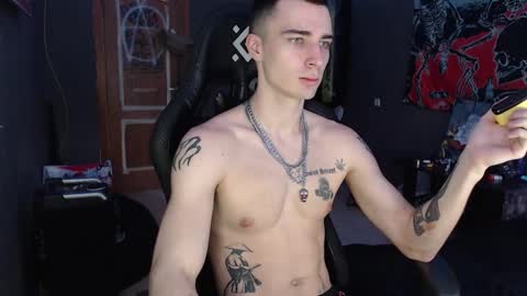 Snapshot of eduard_loveee chatting on 15, 1, 2026 Eduar online show from 15, 1, 2026