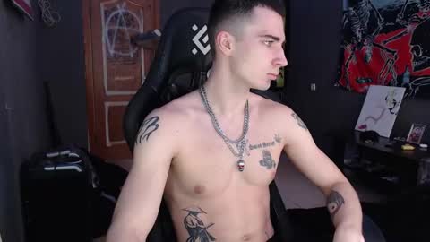 Snapshot of eduard_loveee chatting on 1, 2, 2026 Eduar online show from 1, 2, 2026