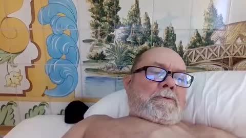 Eddie online show from 10, 5, 2026