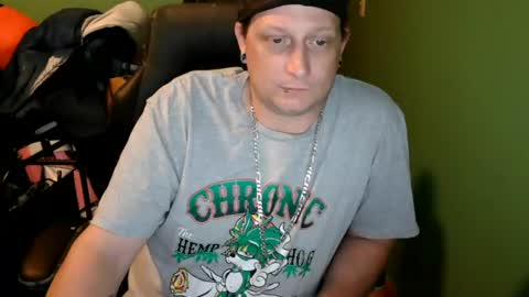 edwardaims_2please online show from 12, 6, 2026