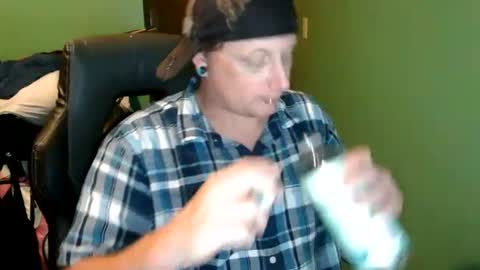 edwardaims_2please online show from 29, 6, 2026
