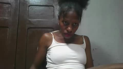 edwige770943 online show from 17, 5, 2026