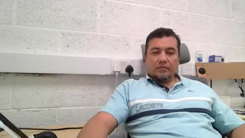 Snapshot of edwill13 chatting on 29, 4, 2026 EdM online show from 29, 4, 2026