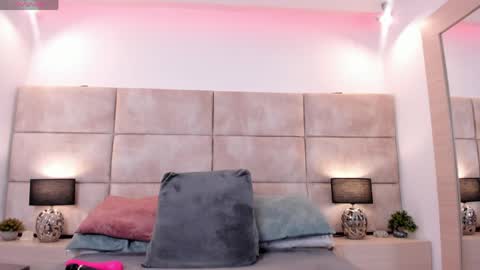 Eevee online show from 10, 4, 2026