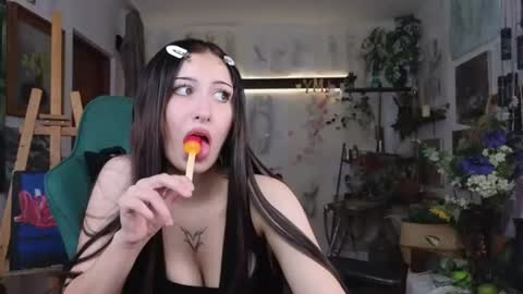 effiemeowley online show from 4, 7, 2026