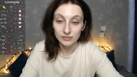 Snapshot of effy_gray chatting on 25, 2, 2025 Anna online show from 25, 2, 2025