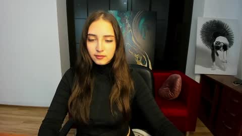 Effy Royse online show from 4, 4, 2026