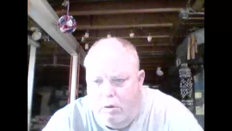 Snapshot of efriff chatting on 18, 5, 2026 efriff online show from 18, 5, 2026