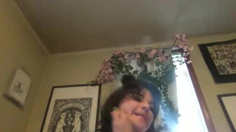 eggnog_and_booty online show from 5, 5, 2026