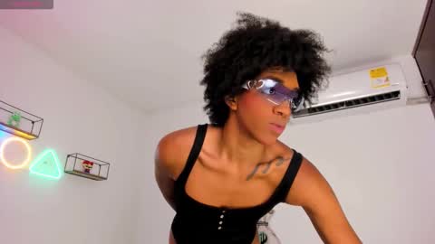 eileenn tanihara online show from 26, 2, 2026