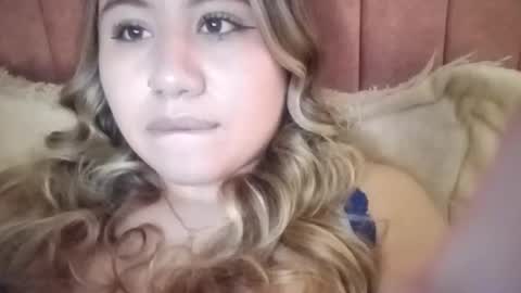 EIMY   MODEL INDEPENDENT online show from 15, 3, 2026