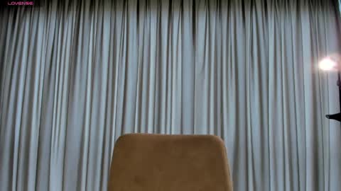 Einyel  online show from 23, 4, 2026