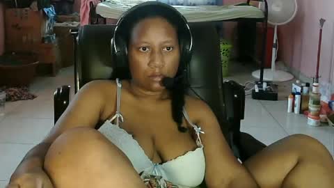 Eirondra Valeen online show from 25, 4, 2026