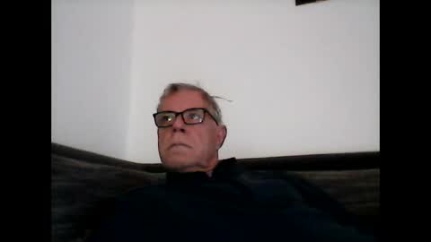 Snapshot of eisbaer1957 chatting on 22, 12, 2024 eisbaer1957 online show from 22, 12, 2024