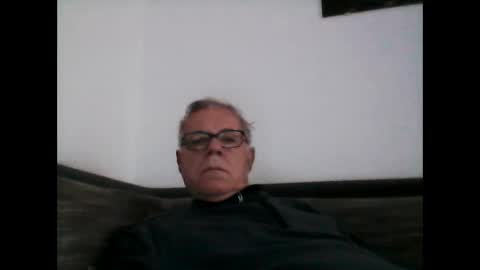 Snapshot of eisbaer1957 chatting on 25, 12, 2024 eisbaer1957 online show from 25, 12, 2024