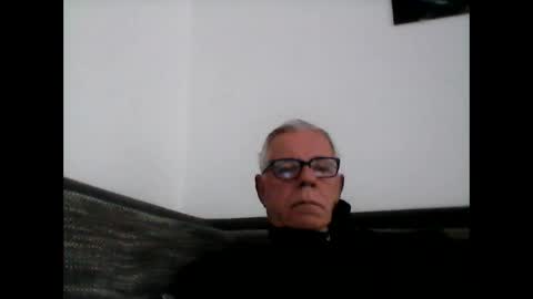 Snapshot of eisbaer1957 chatting on 23, 11, 2025 eisbaer1957 online show from 23, 11, 2025