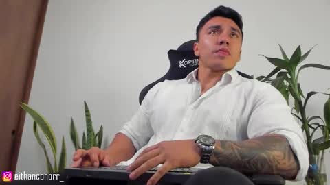 Snapshot of eithanconor1 chatting on 11, 9, 2025 EITHAN CONOR online show from 11, 9, 2025