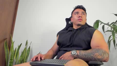 Snapshot of eithanconor1 chatting on 24, 9, 2025 EITHAN CONOR online show from 24, 9, 2025