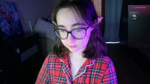 If you like it when I meow give me a thumbs up online show from 5, 12, 2024