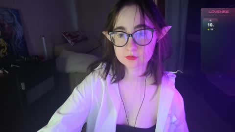 If you like it when I meow give me a thumbs up online show from 10, 12, 2024