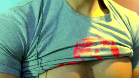 Snapshot of el_vecino_m chatting on 14, 5, 2026 el_vecino_m online show from 14, 5, 2026