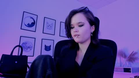 Your sweet girl online show from 18, 12, 2024