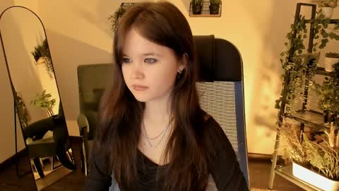 Snapshot of elainebeness chatting on 1, 4, 2026 Your sweet girl online show from 1, 4, 2026
