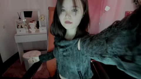 Snapshot of elainebeness chatting on 15, 4, 2026 Your sweet girl online show from 15, 4, 2026