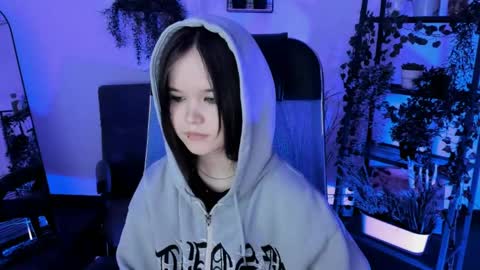 Snapshot of elainebeness chatting on 29, 4, 2026 Your sweet girl online show from 29, 4, 2026