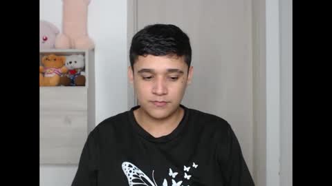 Snapshot of elandor__79876 chatting on 3, 12, 2025 elandor online show from 3, 12, 2025