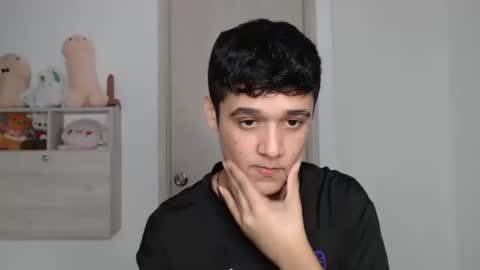 Snapshot of elandor__79876 chatting on 16, 12, 2025 elandor online show from 16, 12, 2025