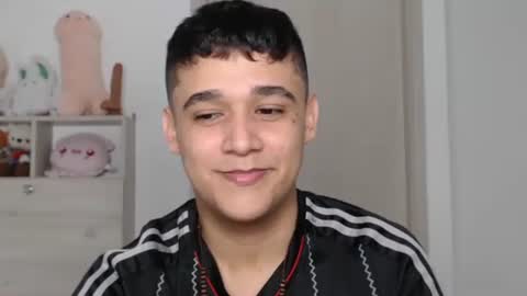 Snapshot of elandor__79876 chatting on 23, 12, 2025 elandor online show from 23, 12, 2025